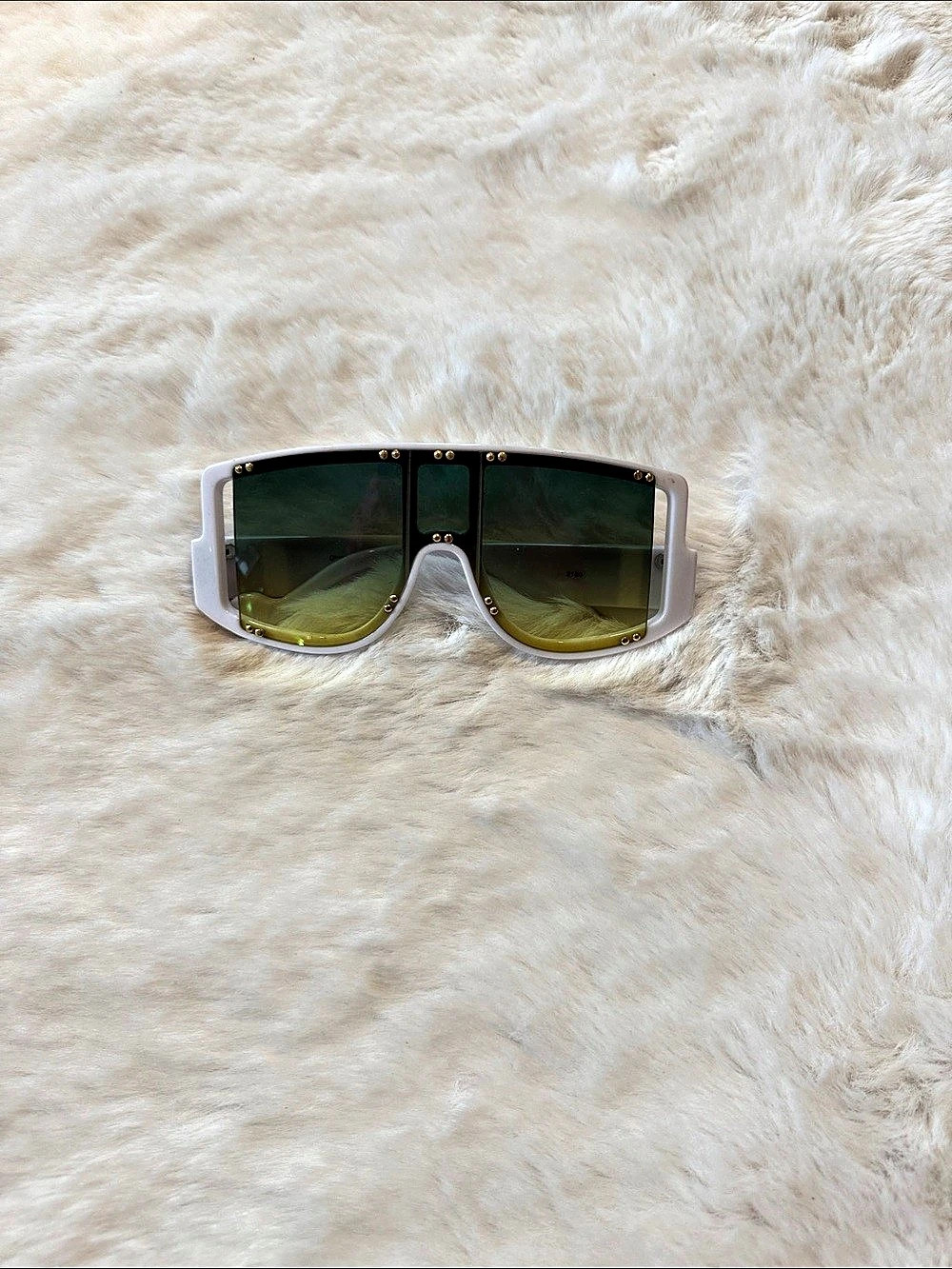 Oversized Sunglasses in White & Green Like New